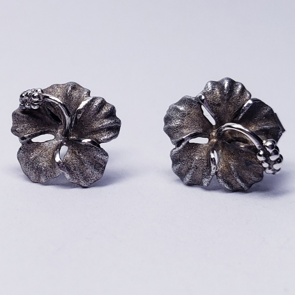 Hibiscus Flower Textured Sterling Silver Stud Earrings.